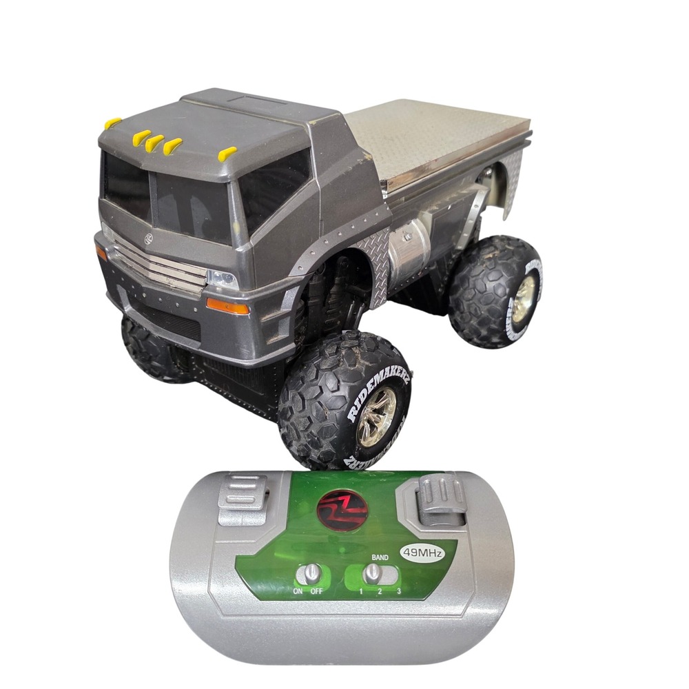 Ridemakerz RC Monster Truck Flatbed Semi 49MHz For Parts Untested As is